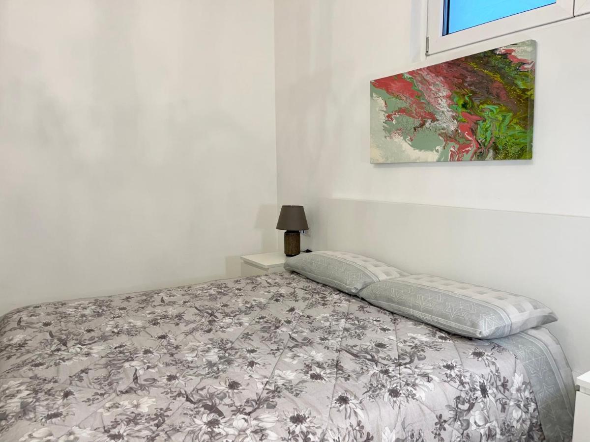 The White House, Modern Apartment In Center — Photos 1
